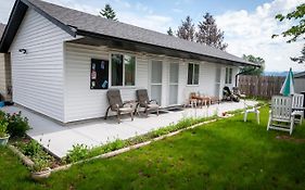 Guest Suite Private Retreat For 2 Guests With Ac - 4 Units Available